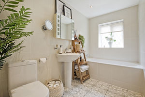 En-suite- click for photo gallery